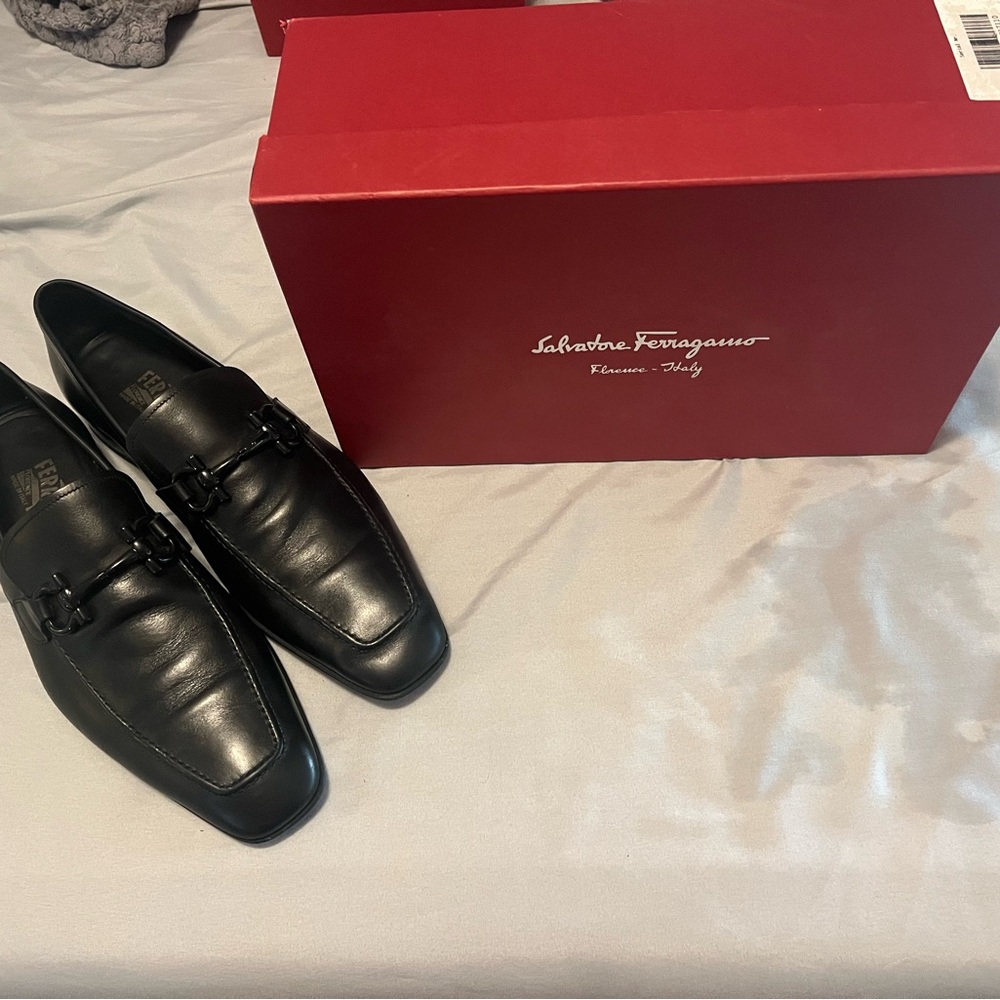 Salvatore Ferragamo Men's Classic Black Loafers
